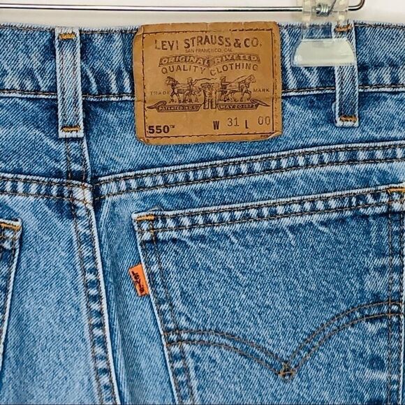 VINTAGE LEVI'S Loose High Waist Shorts Size 31 - Picture 9 of 13